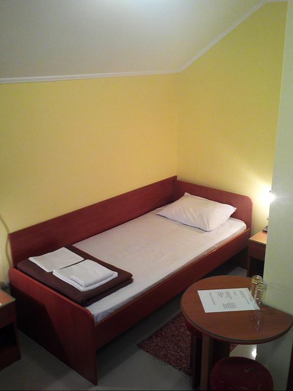 Rooms Gat Subotica Kamer foto