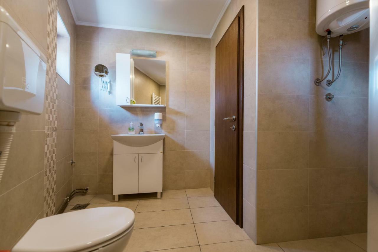 Rooms Gat Subotica Buitenkant foto
